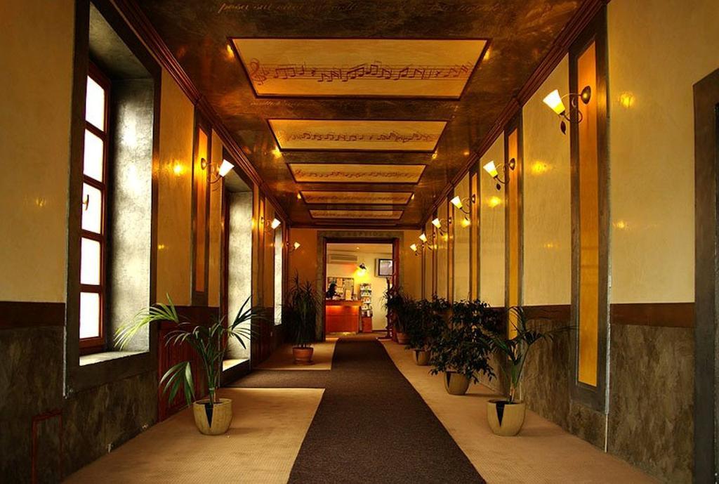 Hotel Nabucco Prag Exterior foto